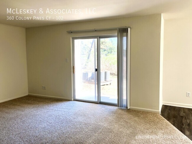 Building Photo - Colony Pines Apartments
