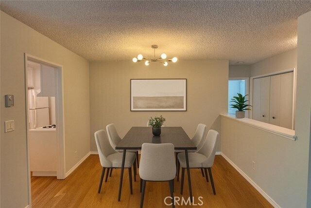 Foto del edificio - 5625 N Sumner Way