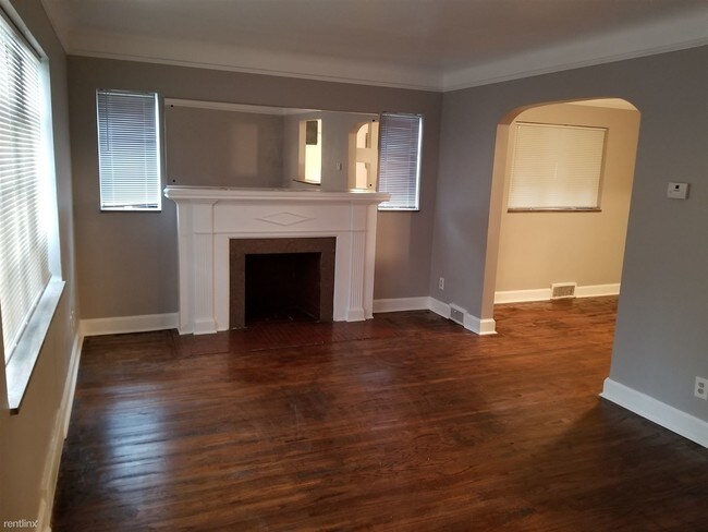Foto del edificio - 3 br, 1.5 bath House - 7487 W Outer Dr