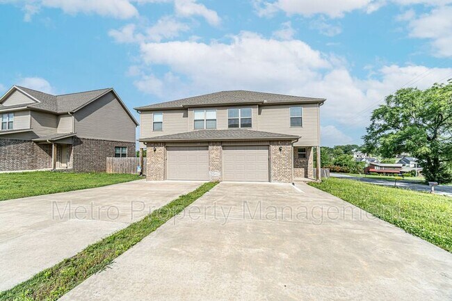 Foto del edificio - 600 SW Loudon Dr