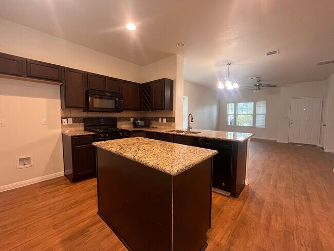 Foto del edificio - Blanco Vista 3 bed 2.5 bath