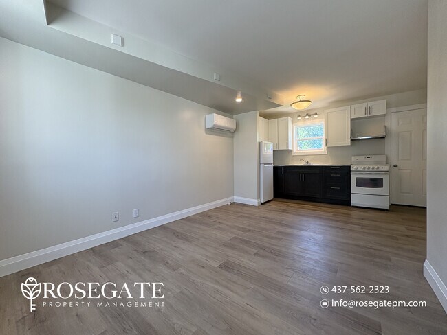 Photo du bâtiment - 1-Bedroom Apartment with Backyard, Parking & Storage – Welland