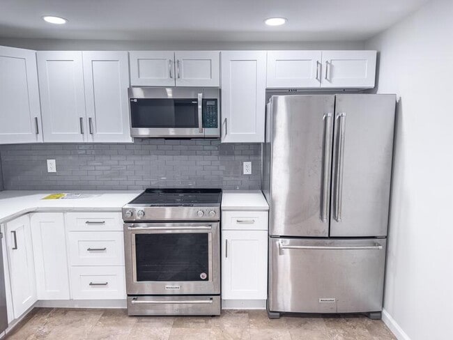 Foto del edificio - 453 Vineyard Ave