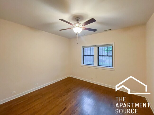 Foto del edificio - 1827 W Leland Ave