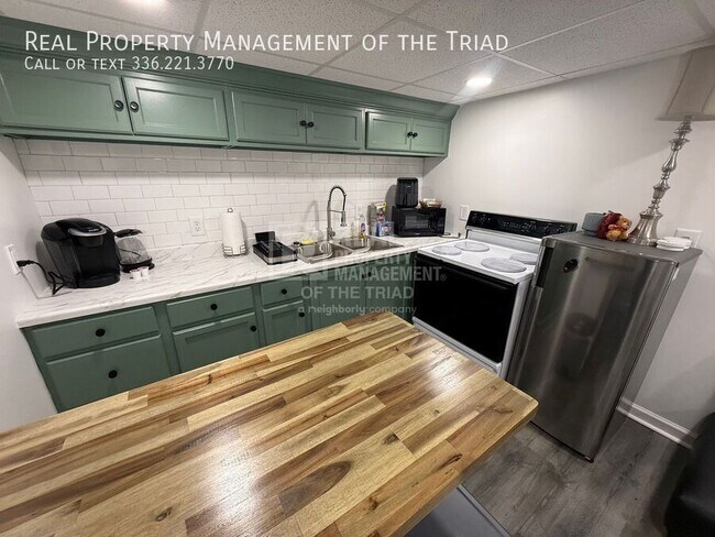 Foto del edificio - 513 S. Howthorne Road-Rear Basement Unit