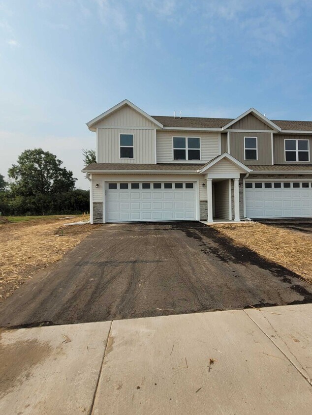 Foto principal - 1610 Eastside Cir