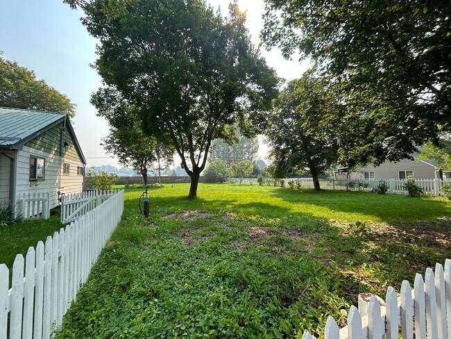 Foto del edificio - 234 Werth Ln