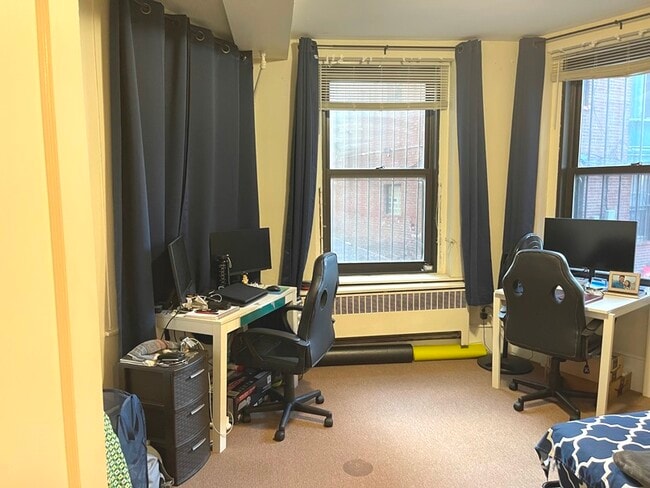 Foto del edificio - 471 Commonwealth Ave