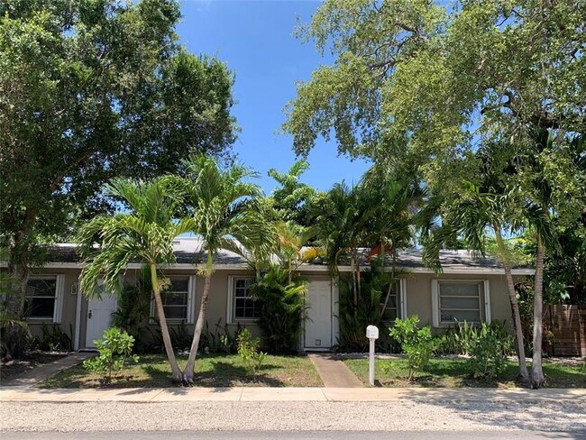 Foto del edificio - 801 SW 10th St