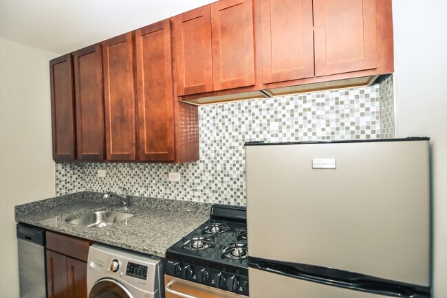 Foto del edificio - 555 W Arlington