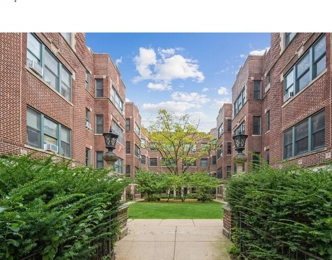Building Photo - 5551 S Kimbark Ave