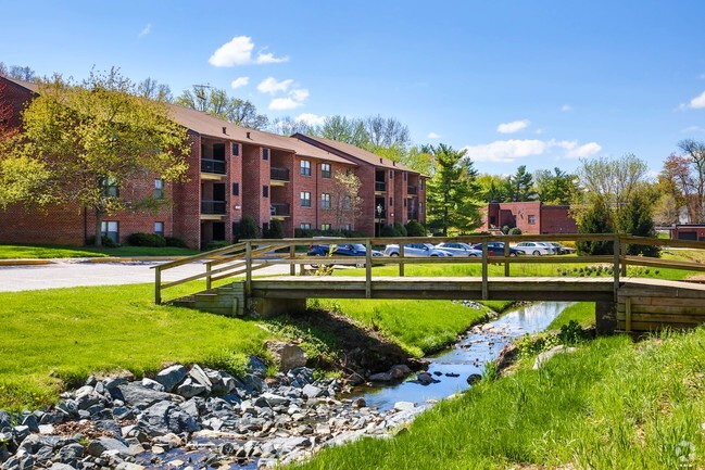 Building Photo - Briarcliff Apartments East