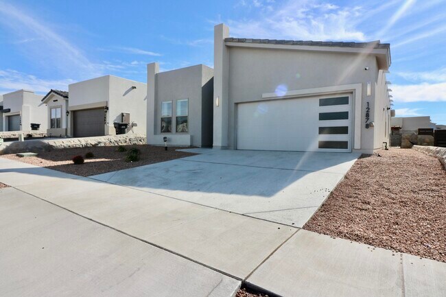 Foto del edificio - 12878 Clevedon St