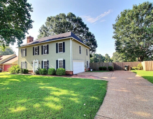 Foto del edificio - 383 E Valleywood Dr