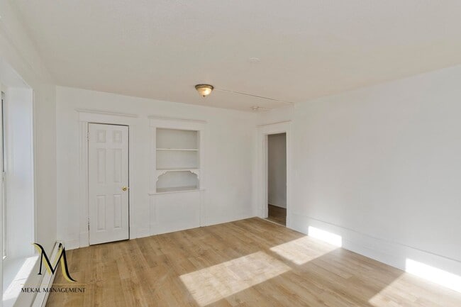 528-532 Union Street - 528-532 Union Street Apartment