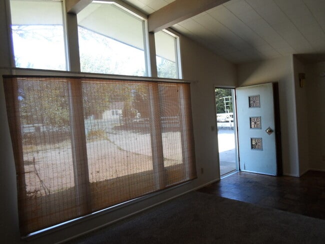 Building Photo - SLO Mid Century Charmer