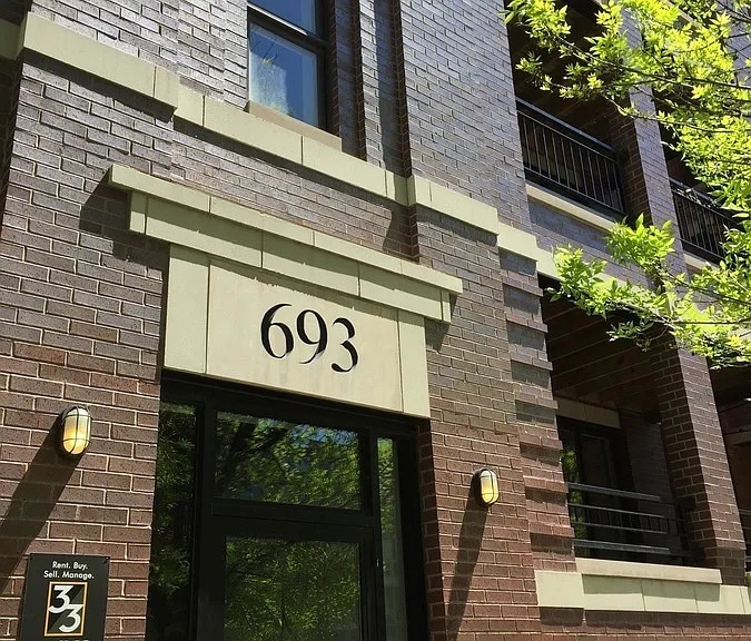Foto principal - 693 N Peoria St