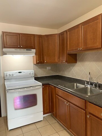 Foto del edificio - 2626 Flossmoor Rd