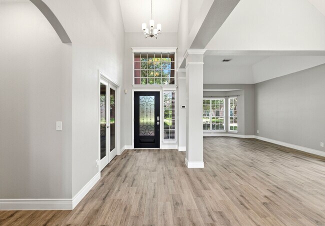 Foto del edificio - 6231 Presidio Canyon Dr