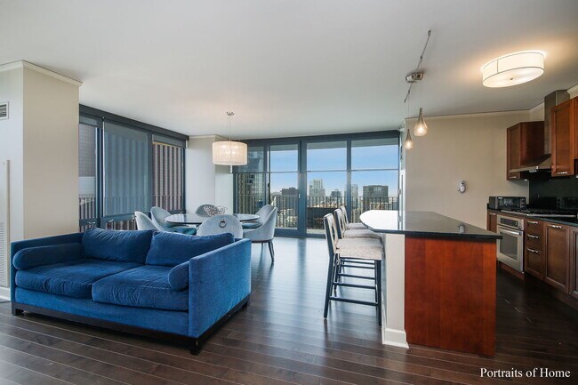 Foto del edificio - 200 N Columbus Dr