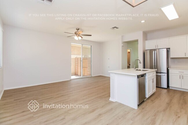 Foto del edificio - 4122 E Tyson St
