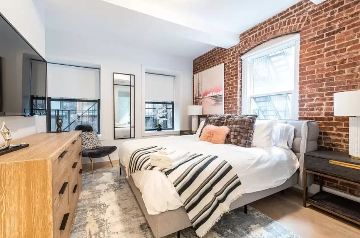Foto principal - East 18th Street