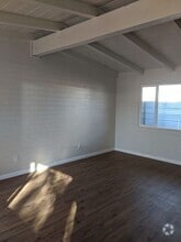 Building Photo - 2768 N Forgeus Ave