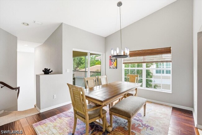 Foto del edificio - 5615 Sherborn Dr