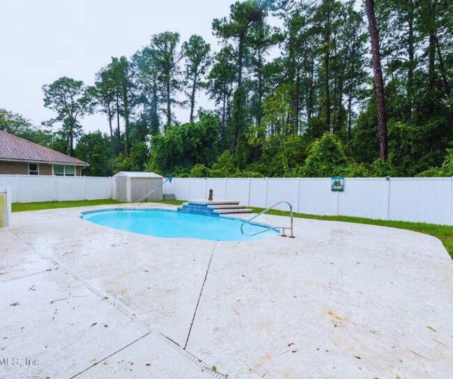 Building Photo - 5918 Covered Creek Ln
