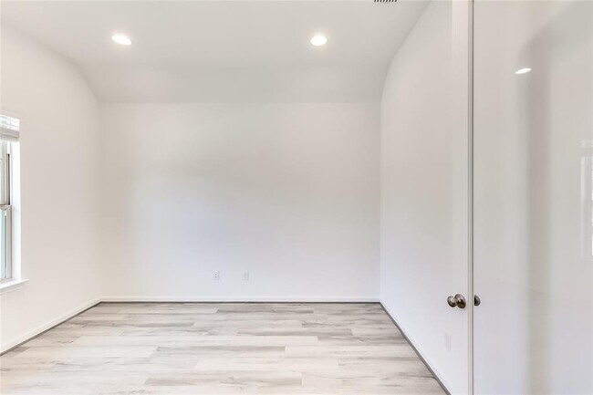 Foto del edificio - 113 Shadduck Wy