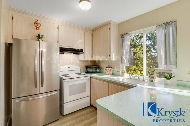 Building Photo - 138 Warwick Dr