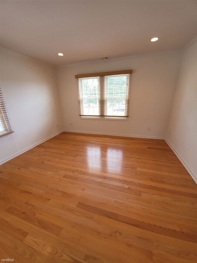 Building Photo - 1 br, 1 bath Condo - 24 Kirkham Pl Apt 2