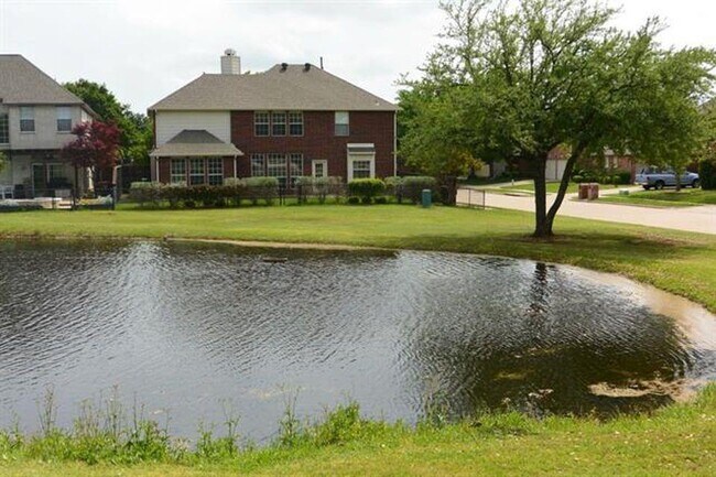 Foto del edificio - 11912 Paducah Dr