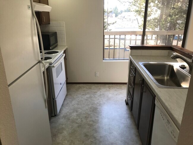 Photo - 17911 Stone Ave N Apartment