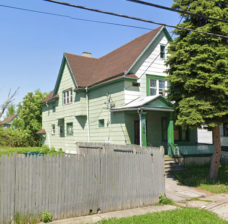 Primary Photo - 386 Koons Ave