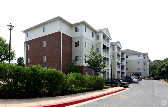 Building Photo - Glen Forest Senior Apartments