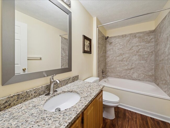 Remodeled Master Bath - 1121 Eagle Pointe Dr