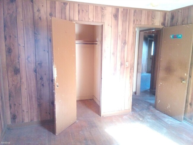 Building Photo - 3 br, 1 bath House - 6177 Carolina Highway