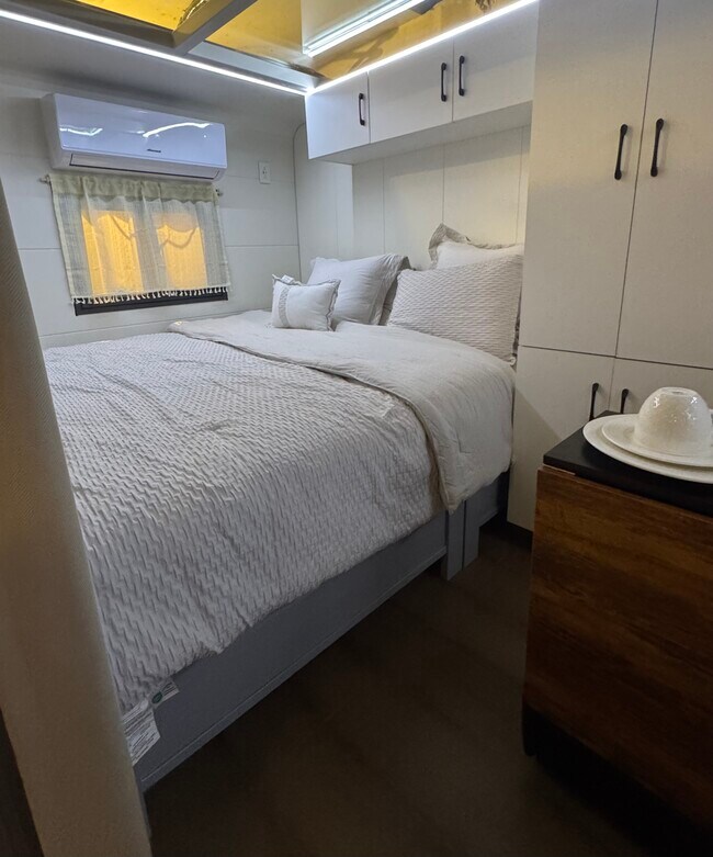 Foto del edificio - 25652 Maximus St