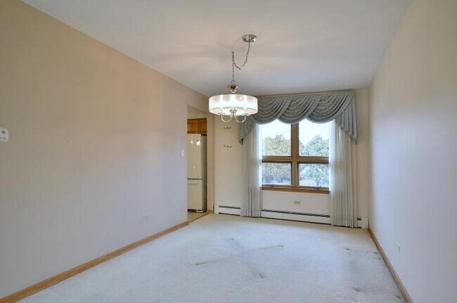 Foto del edificio - 5528 W 103rd St