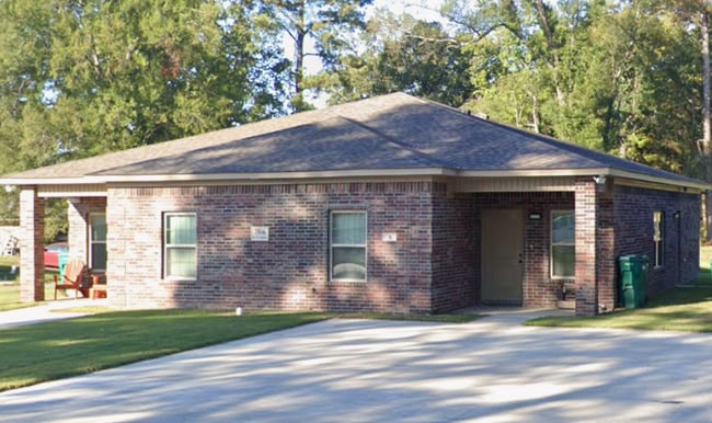 Building Photo - 3504 S Juniper St
