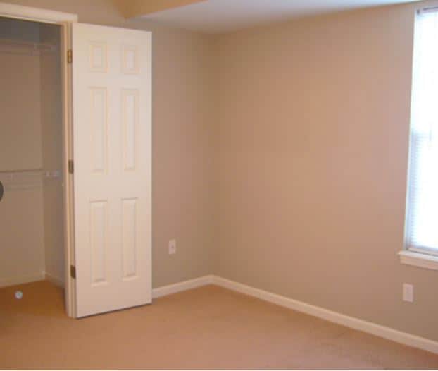 Bedroom and Closet - Vanderveen