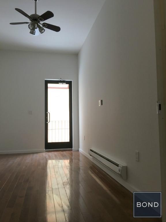 Foto del edificio - 215 E 115th St