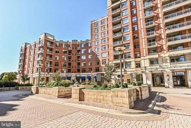 Foto del edificio - 3600 S Glebe Rd