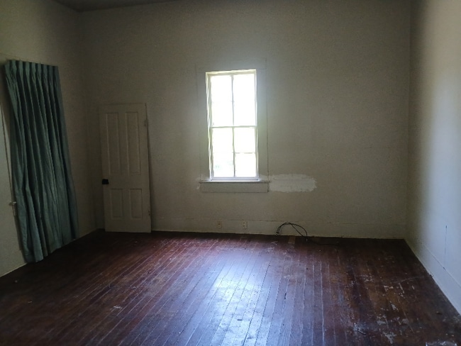 Building Photo - 32 Louisiana Ave