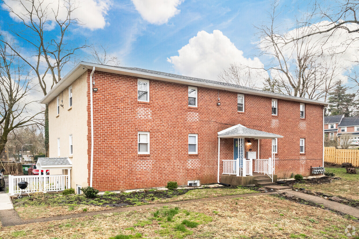 Primary Photo - Valley Apartments