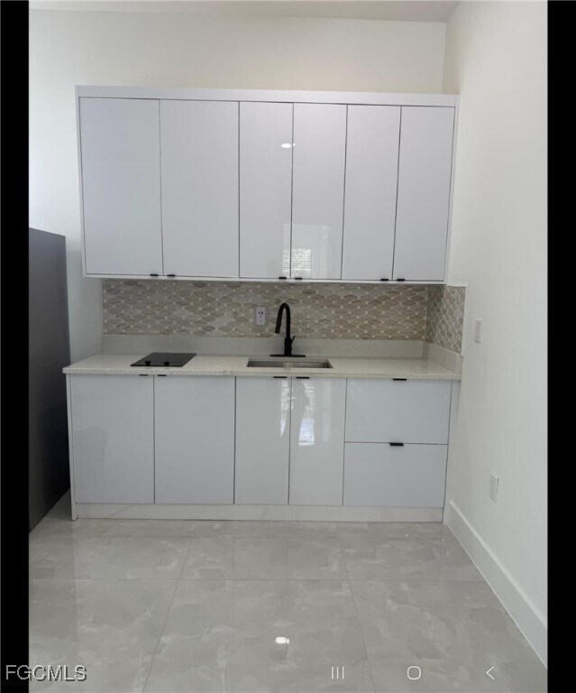 Foto del edificio - 2807 Leeland Heights Blvd