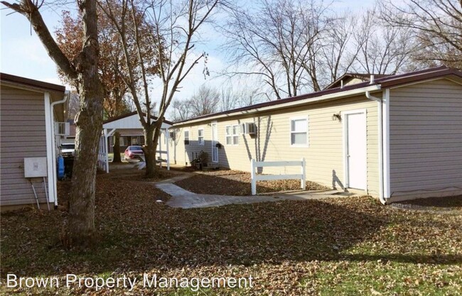 Building Photo - 434-434 East Dr