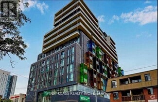 Building Photo - 297-297 College St