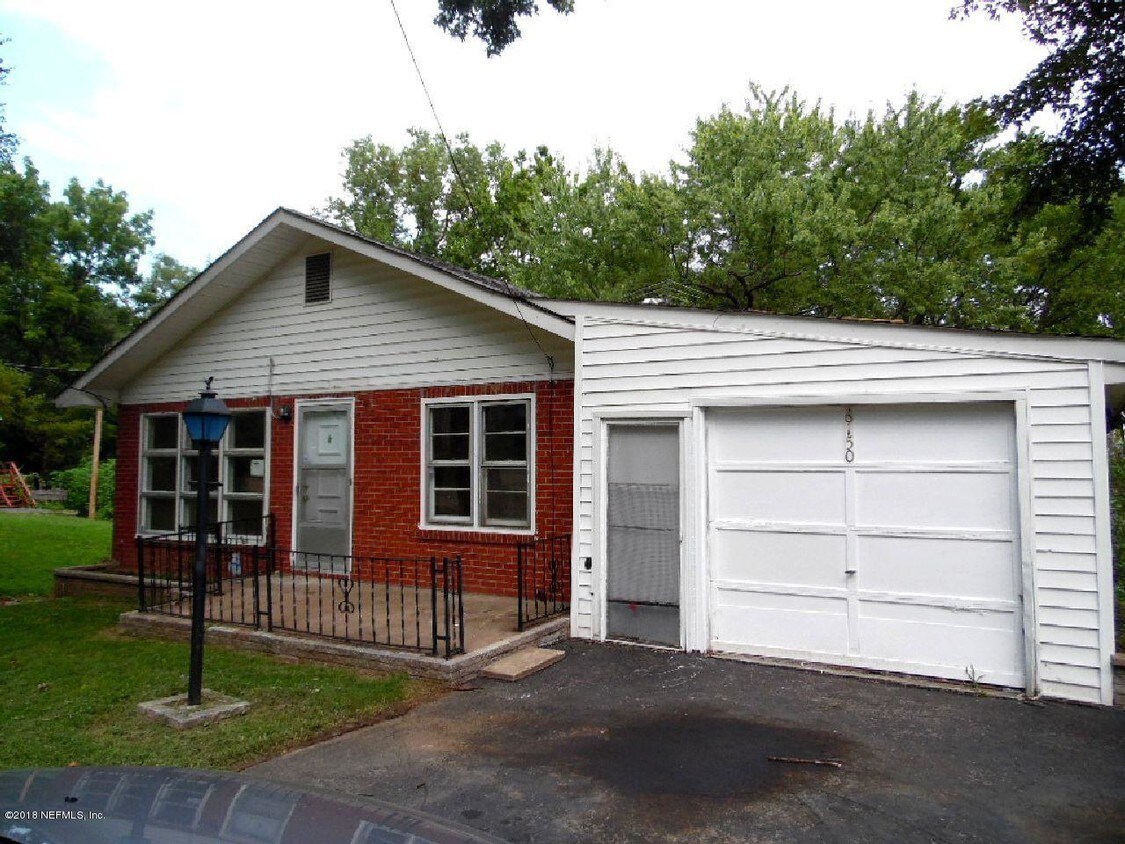 Primary Photo - 6150 Dupree Ave